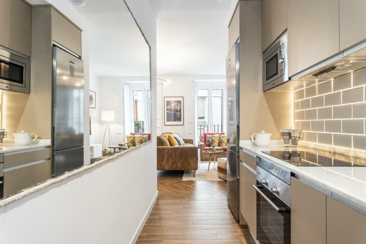 Waou Sol Es Mia - Corta Duracion Appartement Madrid Buitenkant foto