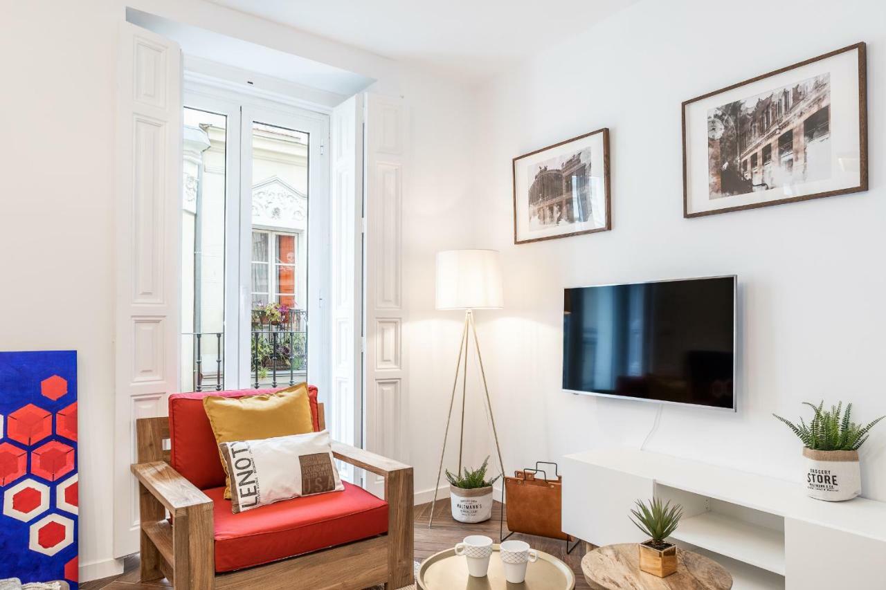 Waou Sol Es Mia - Corta Duracion Appartement Madrid Buitenkant foto