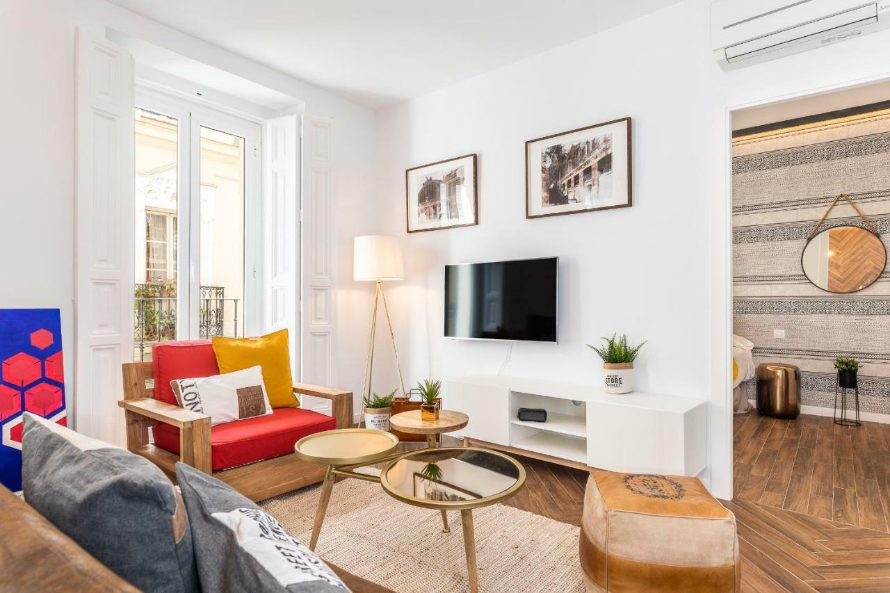 Waou Sol Es Mia - Corta Duracion Appartement Madrid Buitenkant foto