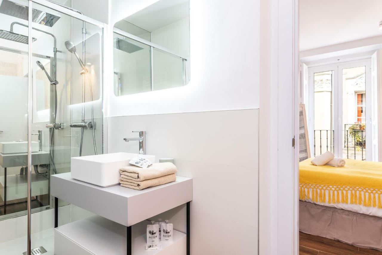 Waou Sol Es Mia - Corta Duracion Appartement Madrid Buitenkant foto