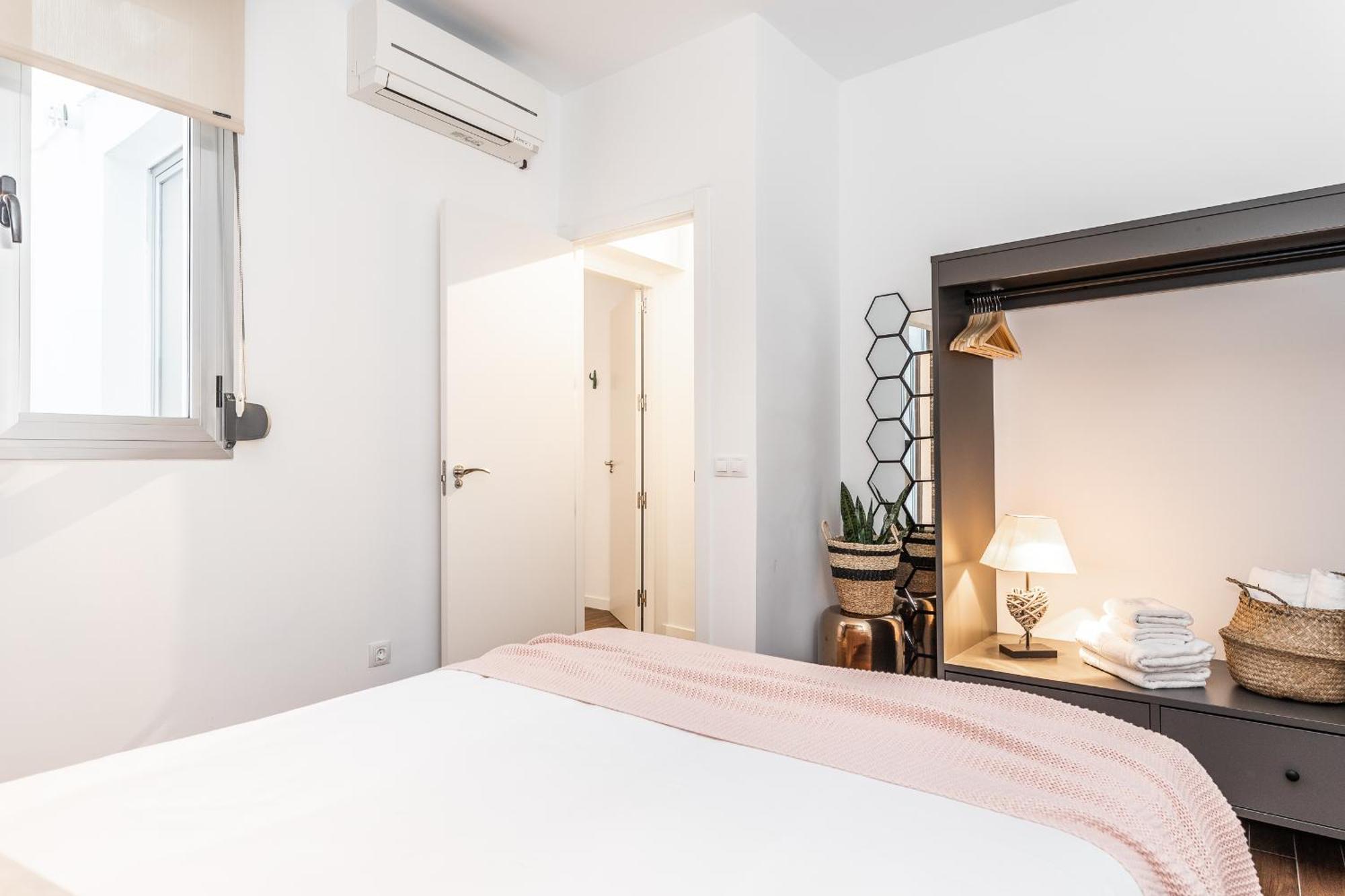 Waou Sol Es Mia - Corta Duracion Appartement Madrid Buitenkant foto