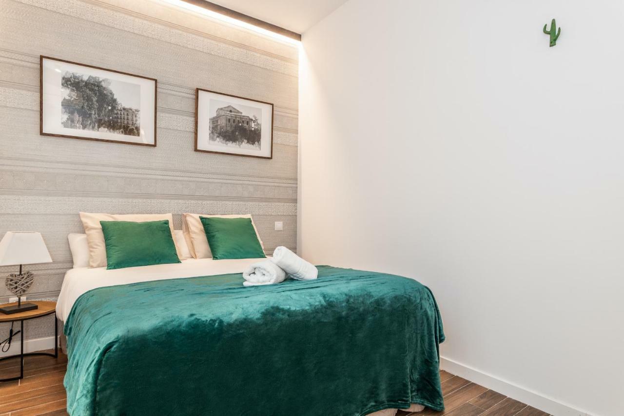 Waou Sol Es Mia - Corta Duracion Appartement Madrid Buitenkant foto